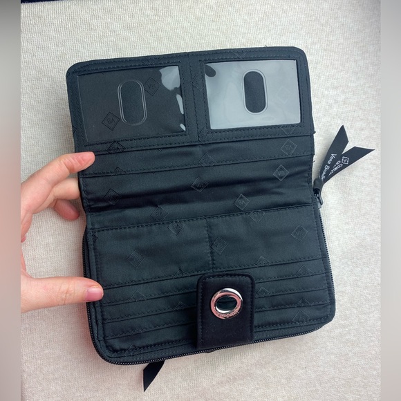 Vera Bradley LIKE NEW Black Quilted Wallet with Turn Lock in Black - Picture 3 of 5